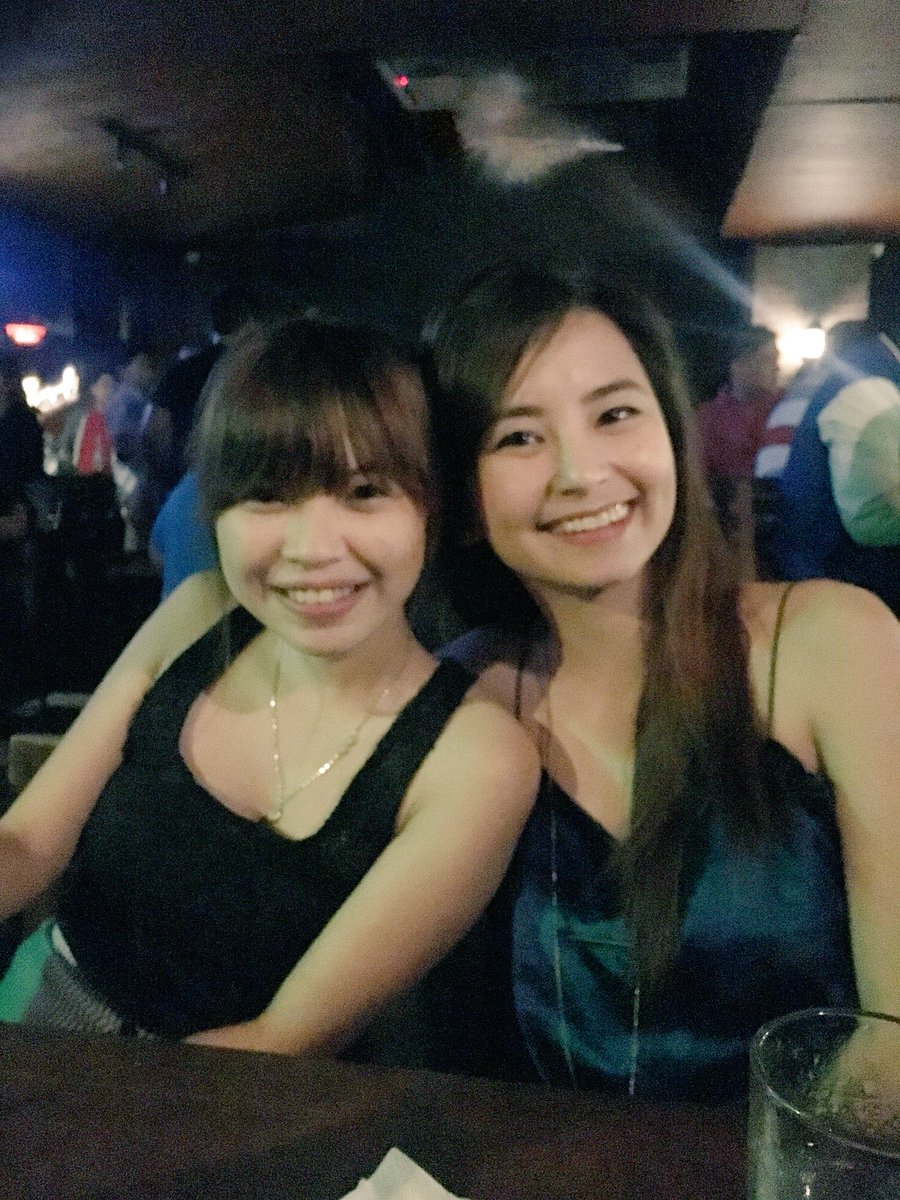 TrishEsclabanan's tweet photo. Friyay with these girls last night!! 💕 #HSloves 👭 https://t.co/fRV027b5SS