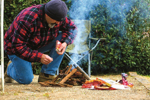 Adventures_AU's tweet photo. Here's the inside information that will put you ahead of the game next time you need to buy service station firewood https://t.co/ilgrCvjCtN https://t.co/s7kswnoywM