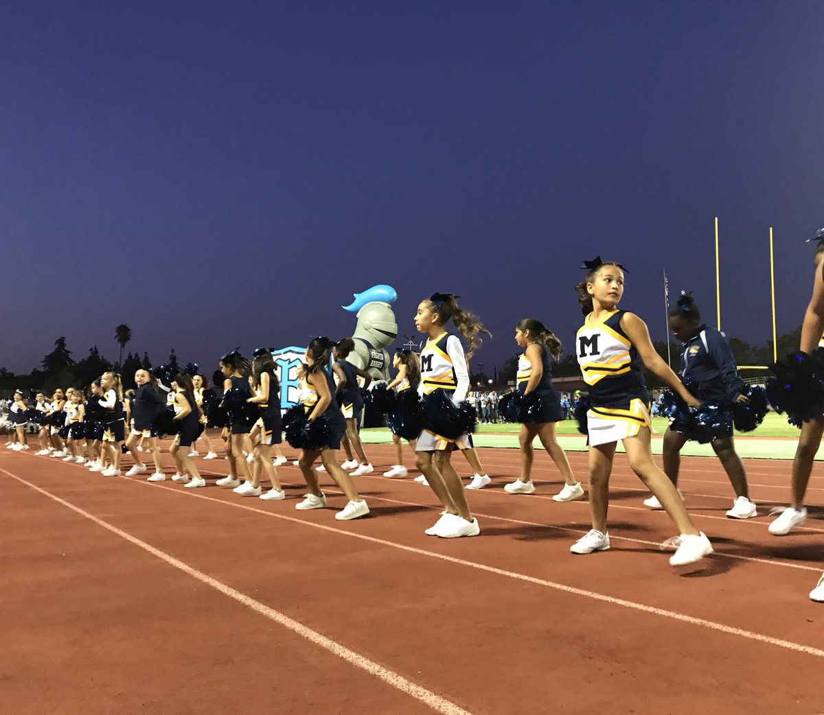 Regional Night was a success! Our feeder schools looked great on the sidelines! Keep up the hard work. ☺️ #futureknights <a href="/bhspepandcheer/">Bullard Pep & Cheer</a>