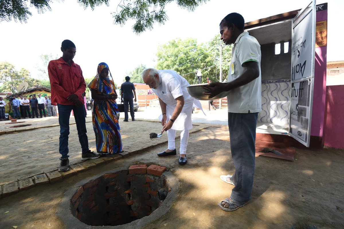 Narendra Modi tweet media