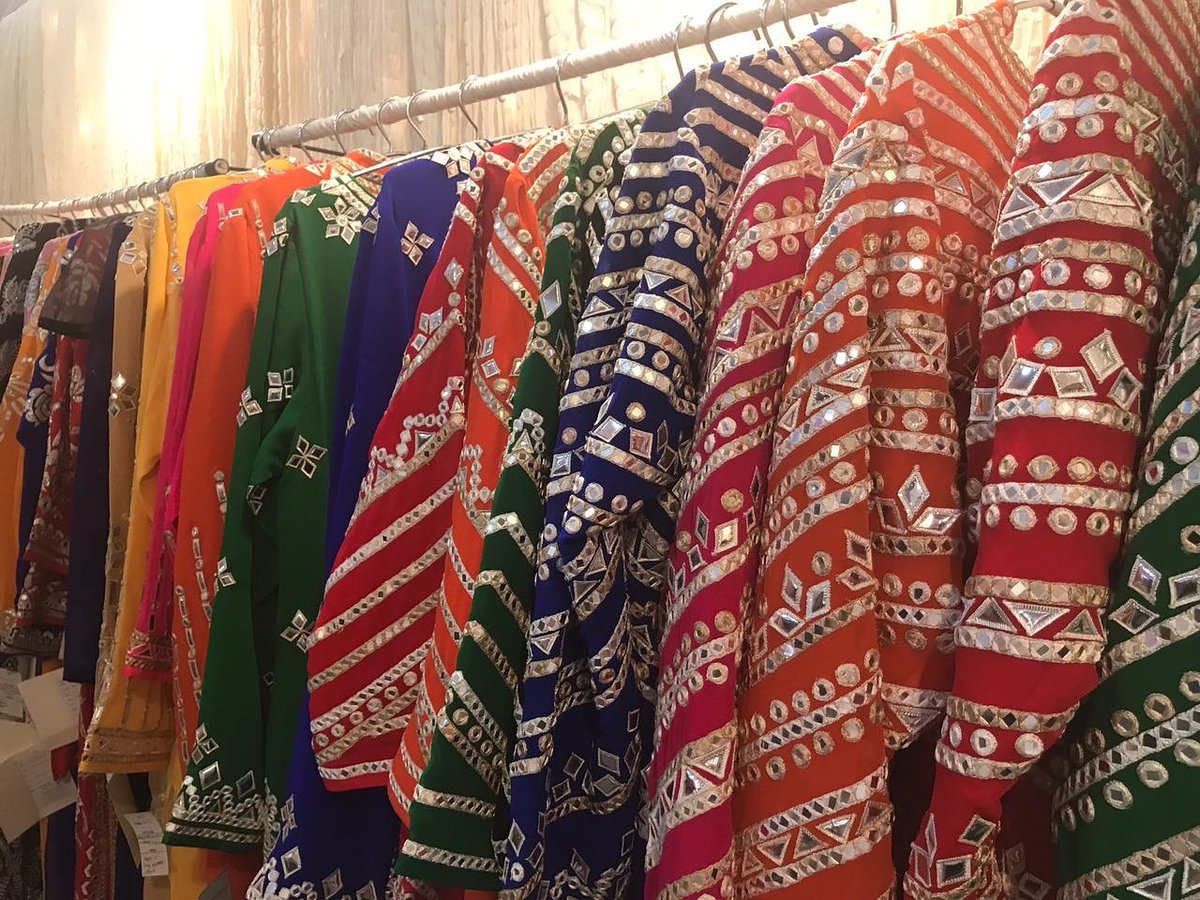 AJSKOfficial's tweet photo. Make sure to visit Asal by Abu Sandeep today at Design One Mumbai, Jio Garden, BKC.

#DesignOneMumbai #DesignOne #SahachariFoundation https://t.co/lqfAXCefjx