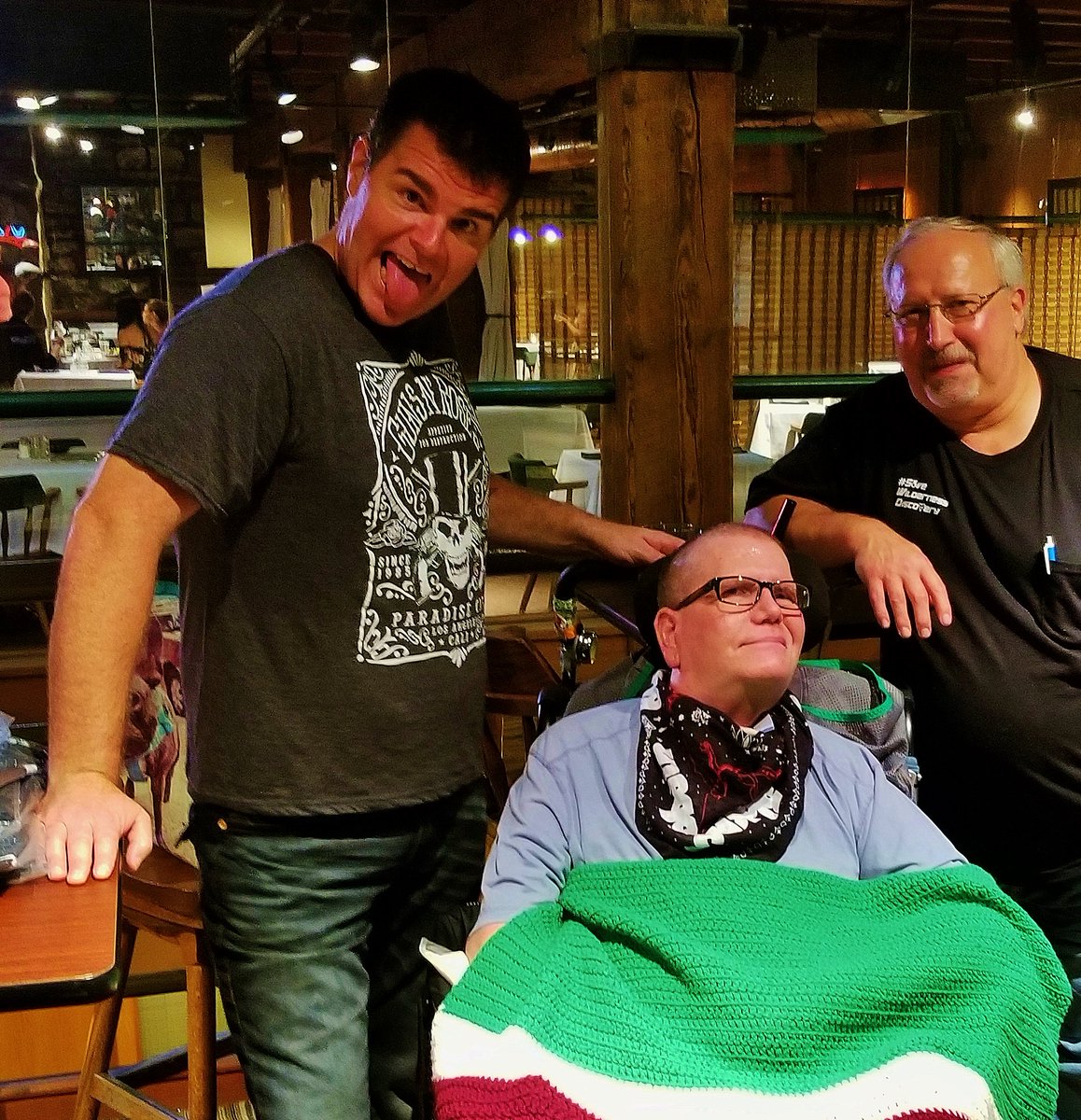 voobah's tweet photo. Another chance for a personal "THANK YOU" to comic powerhouse, British Columbia's #IanBagg, an early Wilderness Discovery supporter. #comedy https://t.co/McvAKedMVt