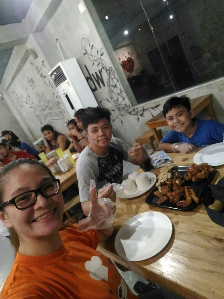 kjeluzon's tweet photo. Sana laging pay day 😂😇 #dionandkim #lamon #wingbite #unliwingsrice https://t.co/zFQJUJzYOM