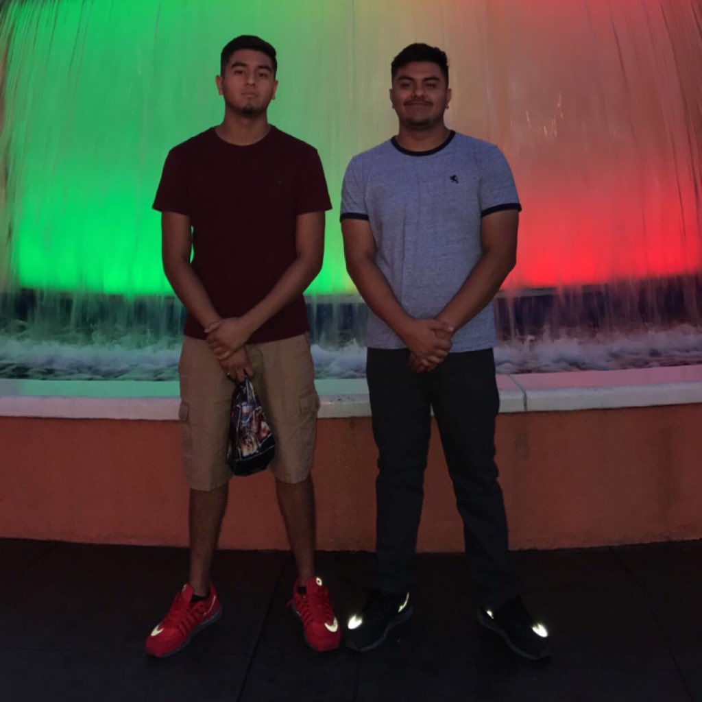 gera408's tweet photo. #MaxBros @elcalifornio5_7 https://t.co/Ei3x8eHWxi