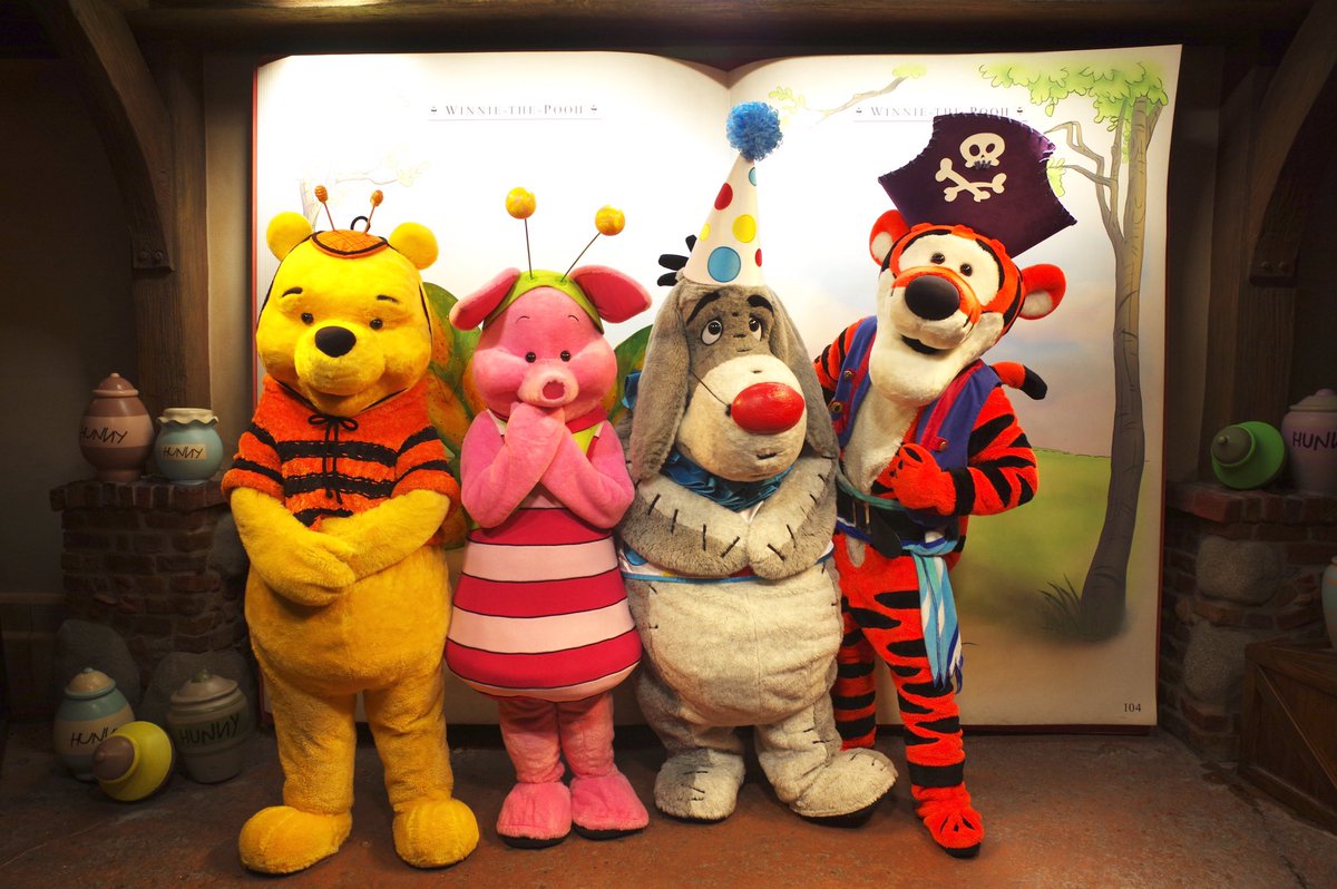 ヒロ Auf Twitter マジックキングダムのハロウィンパーティー ハロウィン仮装したプーさんと仲間たちにご挨拶出来ましたー Mnwdw Wdw マジックキングダム ハロウィン