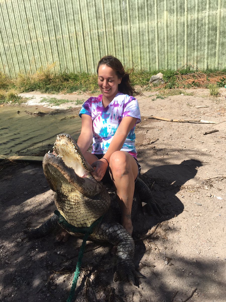 ericarippeon's tweet photo. Soooo I wrestled an alligator today https://t.co/ITYdStZRXb