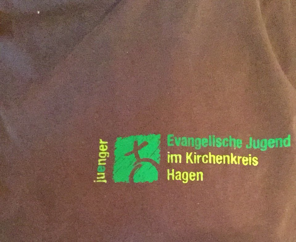 borussen_girl's tweet photo. In Schale geschmissen für die #eXtrazeit #EvangelischeJugend https://t.co/NbG2IUgu14