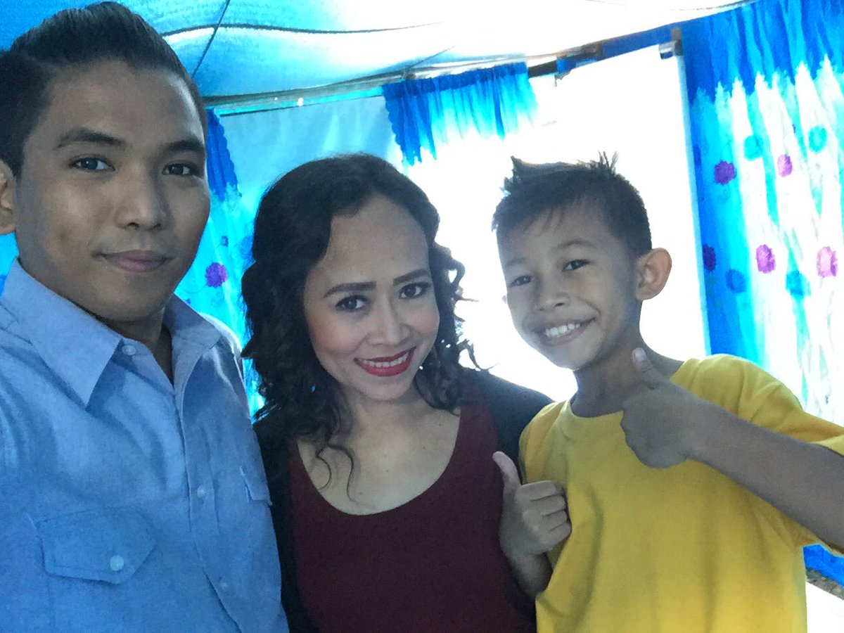 msannegarcia's tweet photo. Happy to see my lovable young friend..Kenken(Bingo) & JunJun❤️ #alyasrobinhood #actorslife #tapingmode #JunDa #pinoyactor #pinayactress https://t.co/zu0abz9mk0