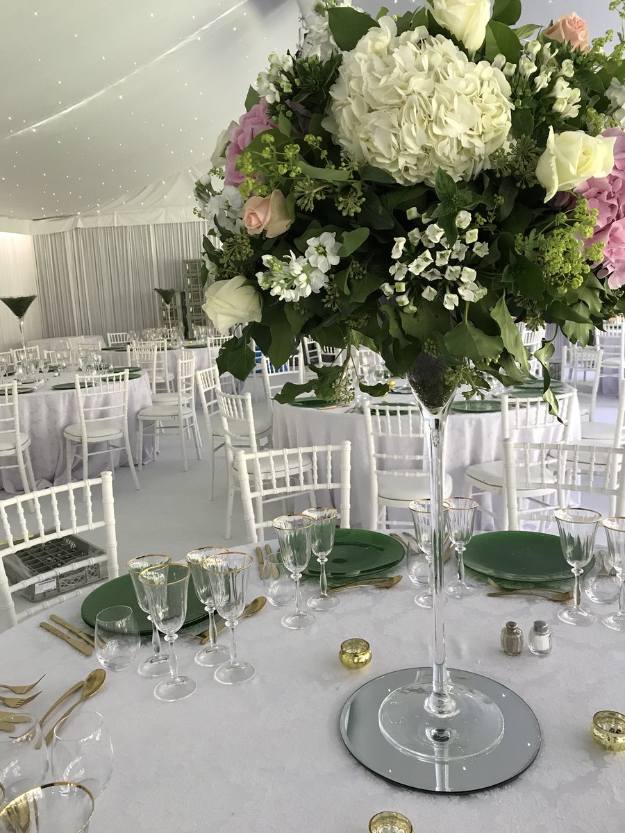 bonniemayevents's tweet image. Beautiful wedding today @thefloralworkshop @ascotstructures