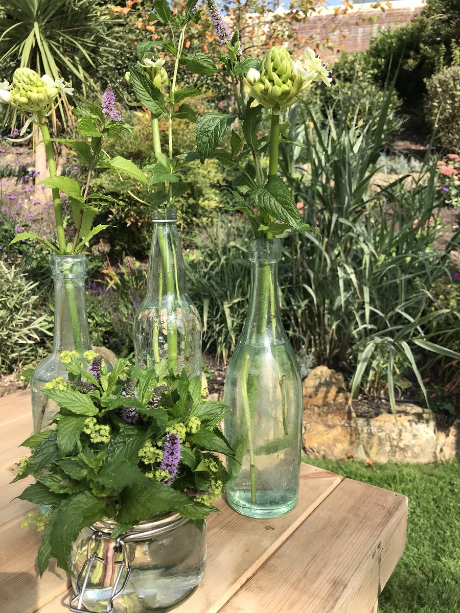 bonniemayevents's tweet image. Beautiful wedding today @thefloralworkshop @ascotstructures