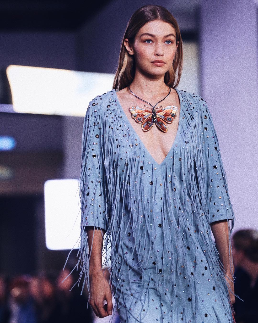 𝑩. on Twitter  Gigi hadid runway, Fashion, Gigi hadid outfits