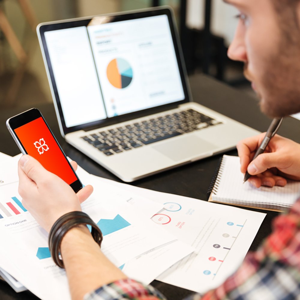 SalesArm's tweet photo. Amp up your sales performance with a robust CRM app. SalesARM could be your new favourite work accessory. https://t.co/8hoaQ0Ww4w