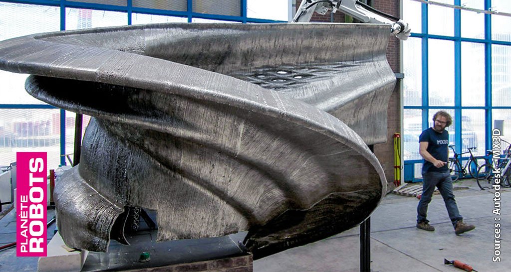 planeterobots's tweet image. planeterobots.com/2017/09/23/un-… En ce moment à Amsterdam, un #brasrobot est en train de construire en #impression3D acier un #pont @MX3D_Bridge