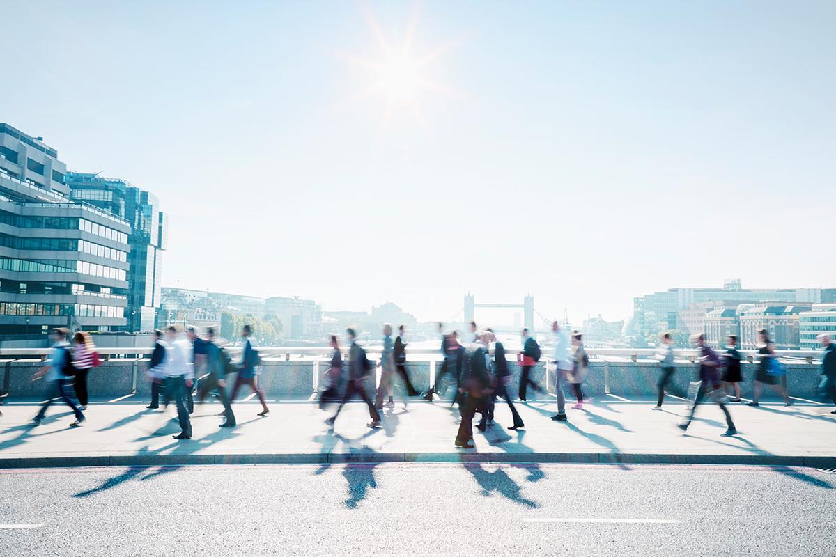 newscientist's tweet photo. Walking to work or doing the vacuuming can extend your life https://t.co/UgwRse3xgr https://t.co/XjZPSQ5zGY