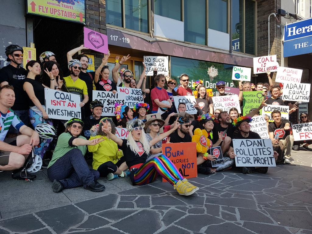 cals_not_coal's tweet photo. Over 100 bike riders join @cals_not_coal to #StopAdani @billshortenmp @MichaelDanbyMP @WLudbey https://t.co/RbTgnXJa1u