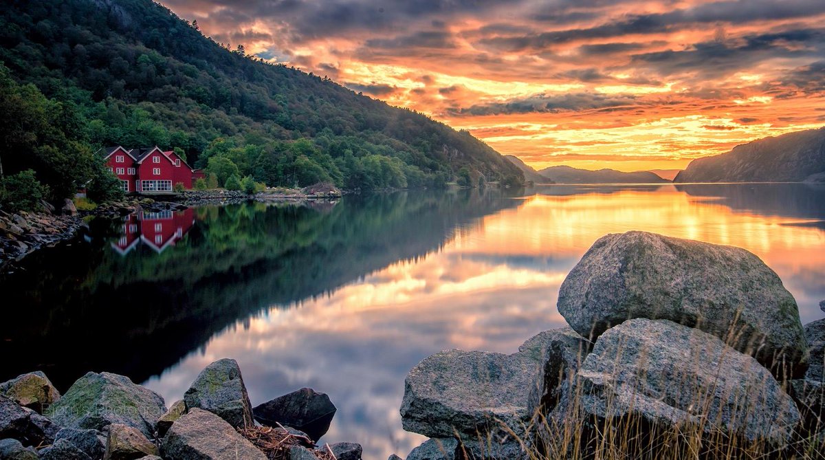 It's the weekend! Have a great one everybody 😍 From Lyngdal, Vest-Agder © Bjørn's Photography #Norway #travel #explore @SouthernNorway