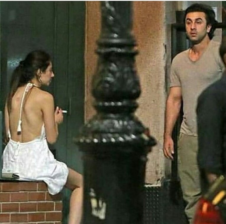 BeingPakisTani5's tweet image. #Devided By Countreis :)
 #UniTed By #SuuTTaa :* :*