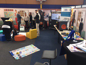 @Easytis_ sur l'espace Ecole Numérique Smart City Bethune #BethuneSmartCity