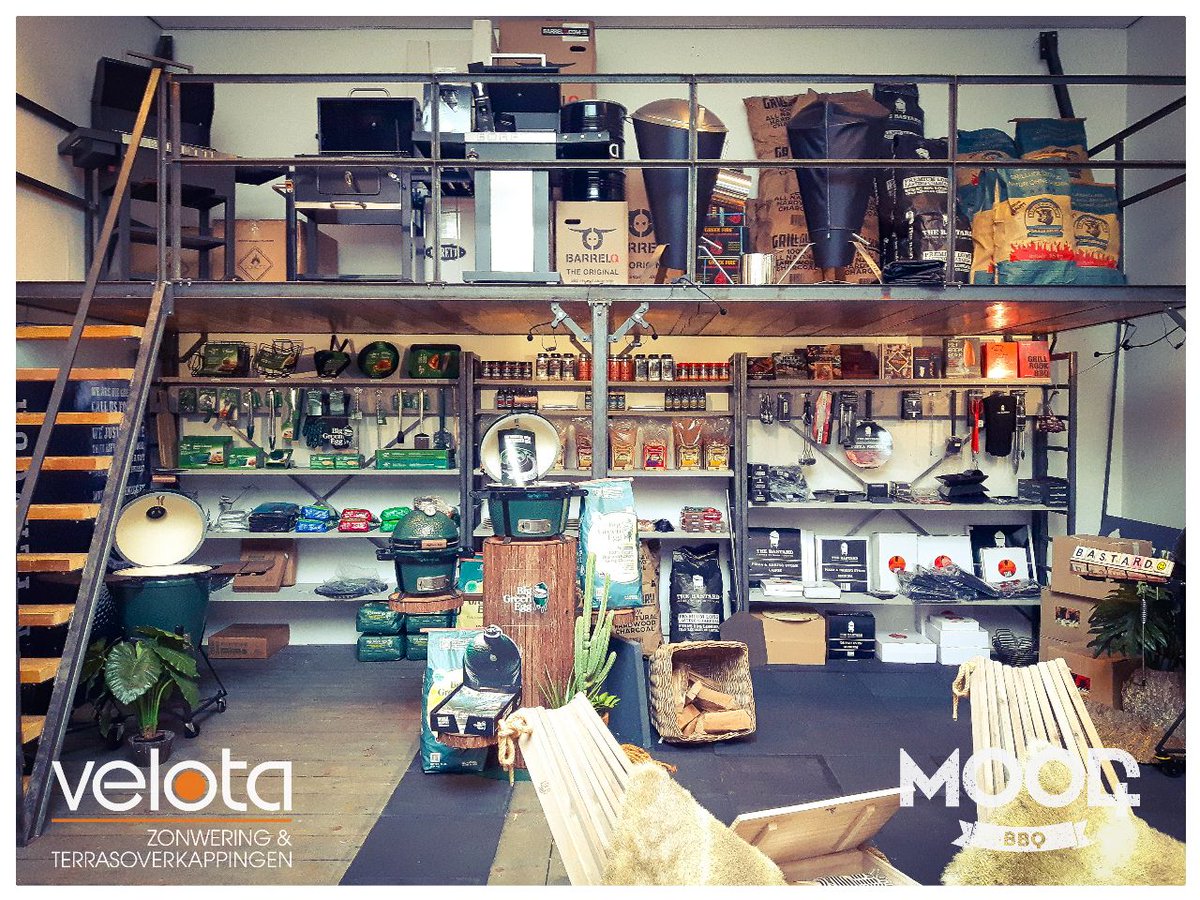 Op alle showroom modellen bbq's 15% korting.