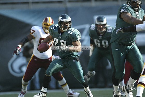 broadpattsports's tweet photo. @Eagles @usnikefootball Bring this combo back!! https://t.co/mg1IFGPYA9