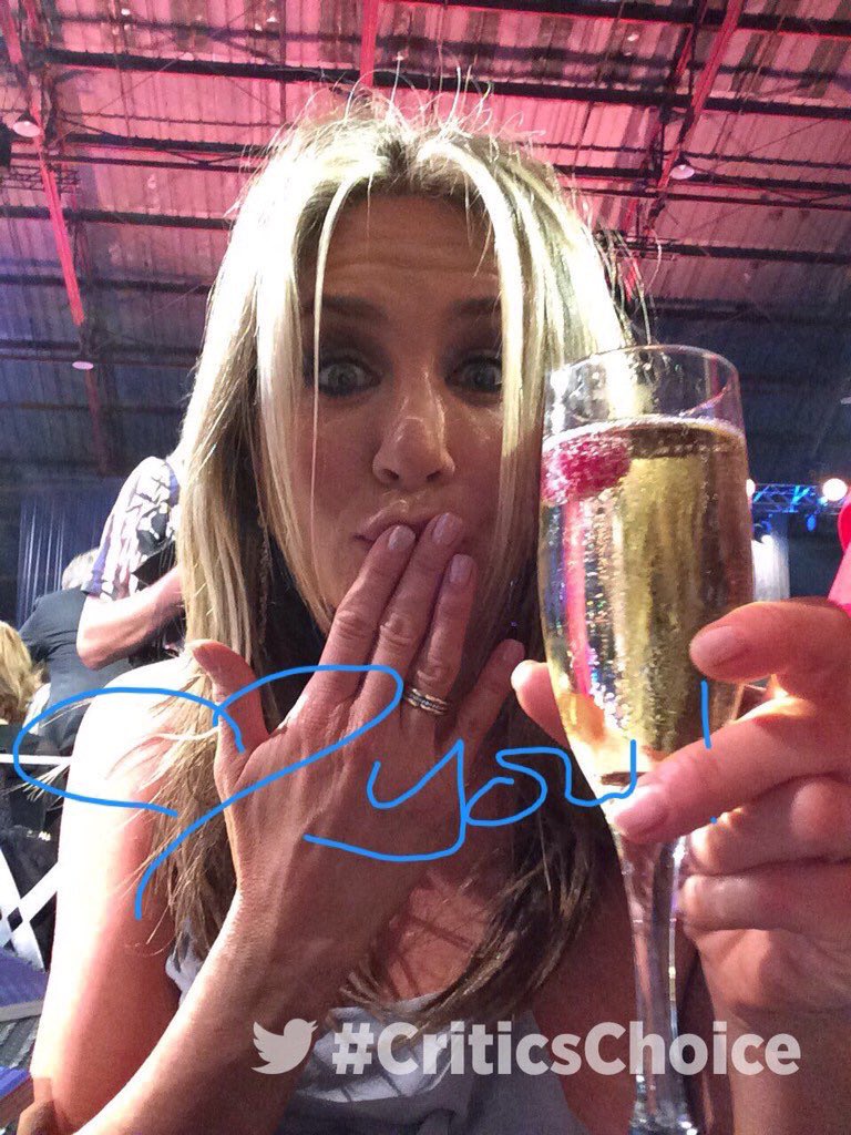 FanistonGirl's tweet photo. This was one of the greatest days of my life https://t.co/y3ptu4xHvE