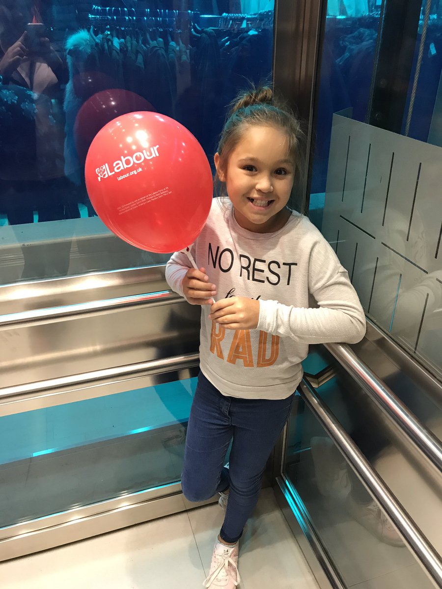 katicon09's tweet photo. First elected as School Councillor.. Next stop the Labour Party! Watch out @jeremycorbyn Zakirah's on her way 😍💪🏼💁🏽 https://t.co/HcrhIMT95k