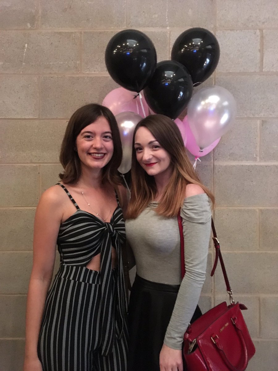 abbeylouisarose's tweet image. Couldn&apos;t fit all my photos in one tweet 🙈 These with @imjustagirl_16 and @sunshinesarahxo were too cute not to share 💖 #BloggersBlogAwards