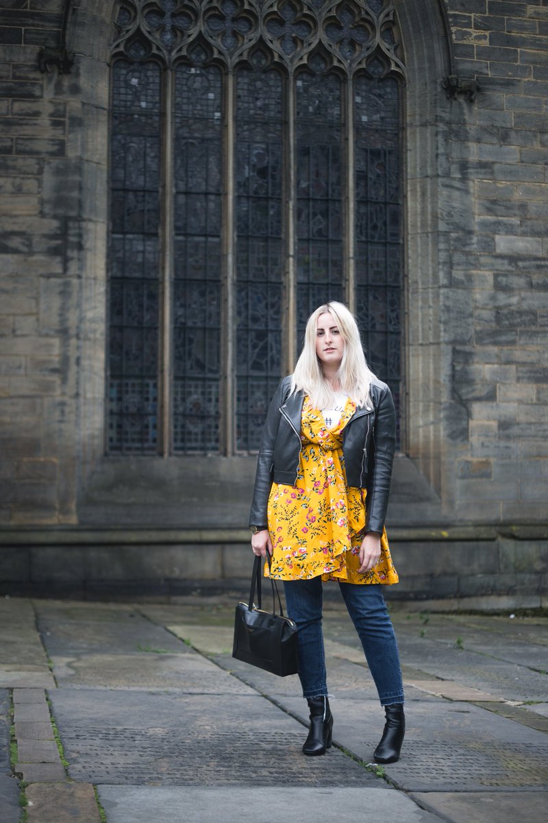 korm87's tweet image. This legend just won a #BloggersBlogAwards Trophy for best use of photography. Very proud of the work we have done over the past year or so. Heres one from our latest shoot a couple of weeks back! Congrats @QueenBeady