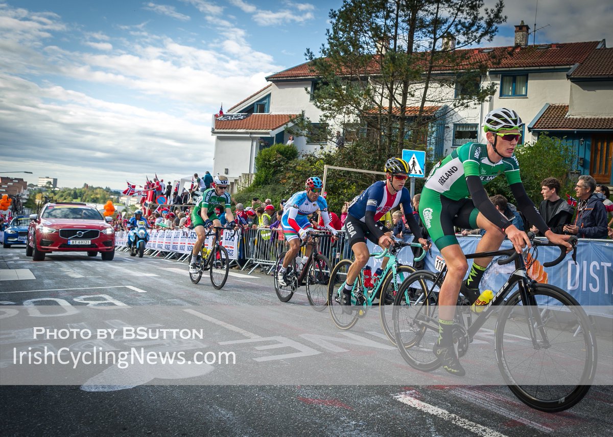 Irish_Cycling's tweet photo. Up the Road in @bergen2017 with @IreCyclingFed Riders #Bergen2017 #Bergen17 https://t.co/jMzIb5go1c