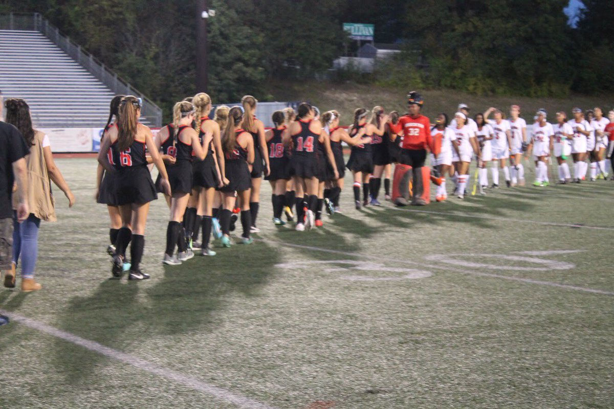 sav_laroche's tweet photo. durfee will always be my home #durfeepride #fallriverpride https://t.co/bk2IpPixga