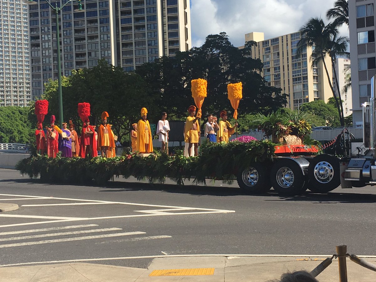 OlenaHeu's tweet photo. Aloha Festivals watch on @Channel808 live! #AlohaFestivals2017 https://t.co/bJVoPZn9Nt