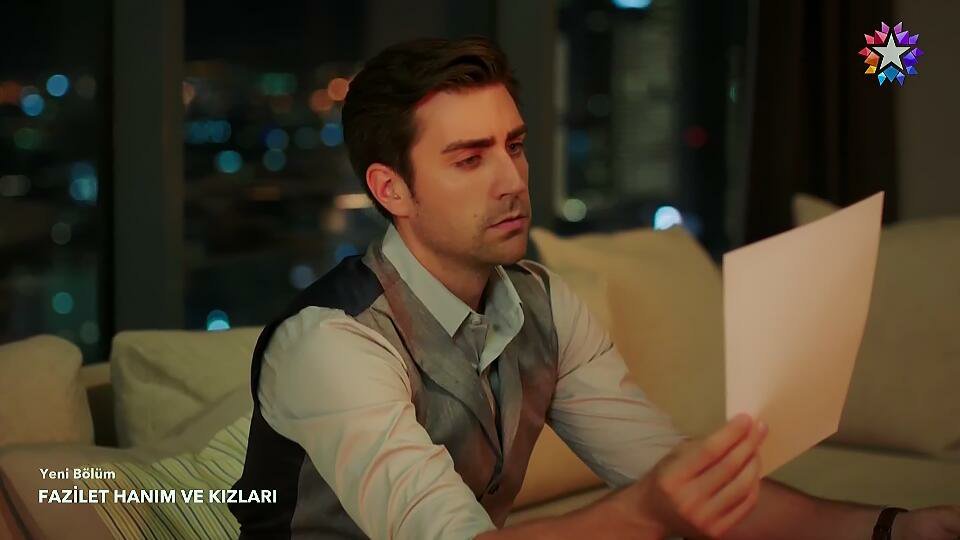 beklenenkral's tweet image. Adam aşık oldu yahu, kalbe söz geçmiyor ki ne yapsın... #FaziletHanımveKızları #eskigünlerdekigibi