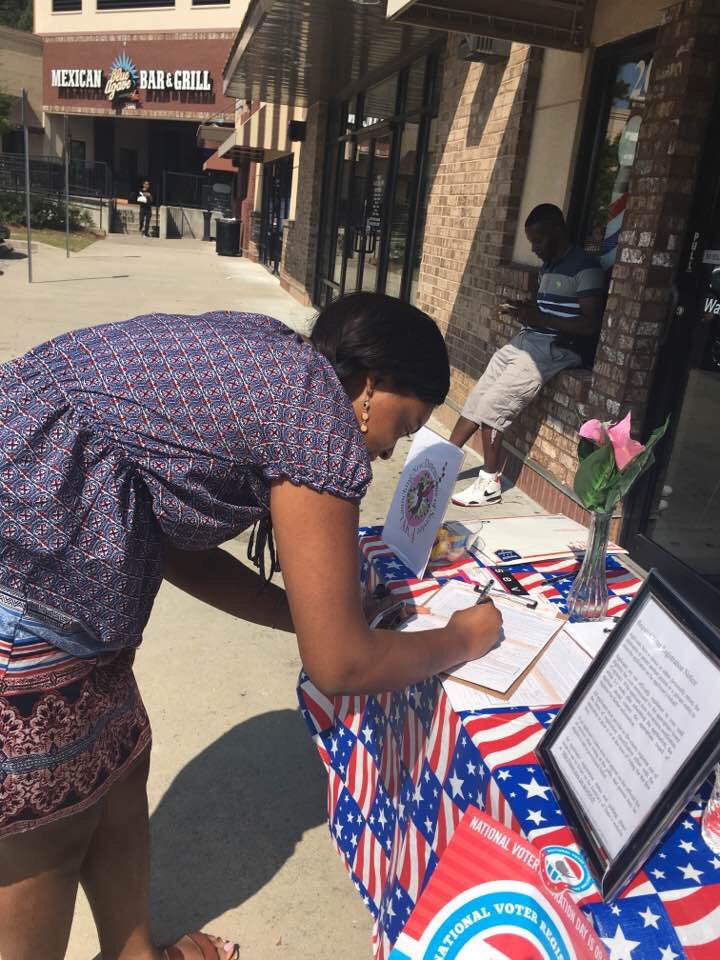 sigmaomegaomega's tweet photo. Registered? Now what? #Vote #ConnectionCommittee Voter Registration @Syndicutz Barbershop https://t.co/7Asp2y2NsO