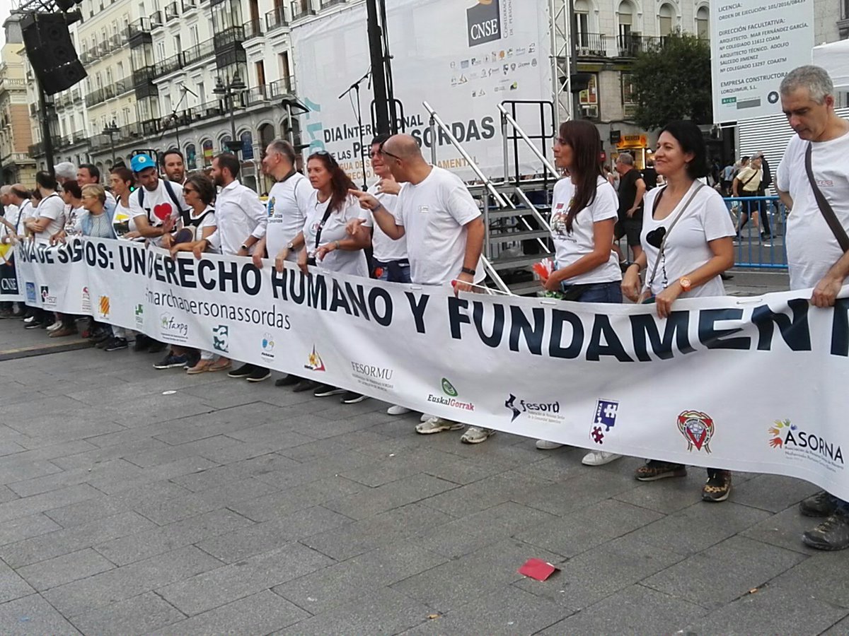 CNSEinfo's tweet photo. #marchapersonassordas https://t.co/cJRLrvYHRI