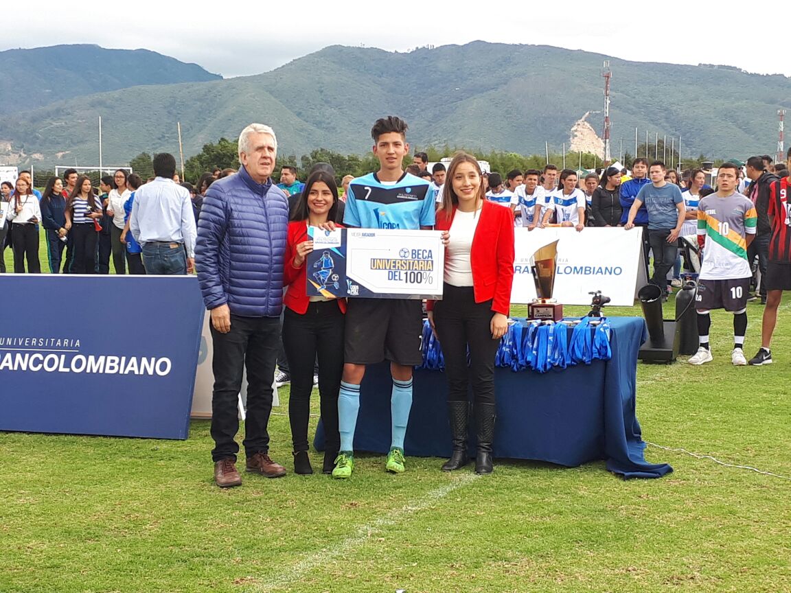 FDavilaL's tweet photo. Esperamos implementar más deportes en próximas ediciones que nos permitan continuar descubriendo nuevos talentos. #CopaPoli17 @Poligran https://t.co/RNNfOoAbtb