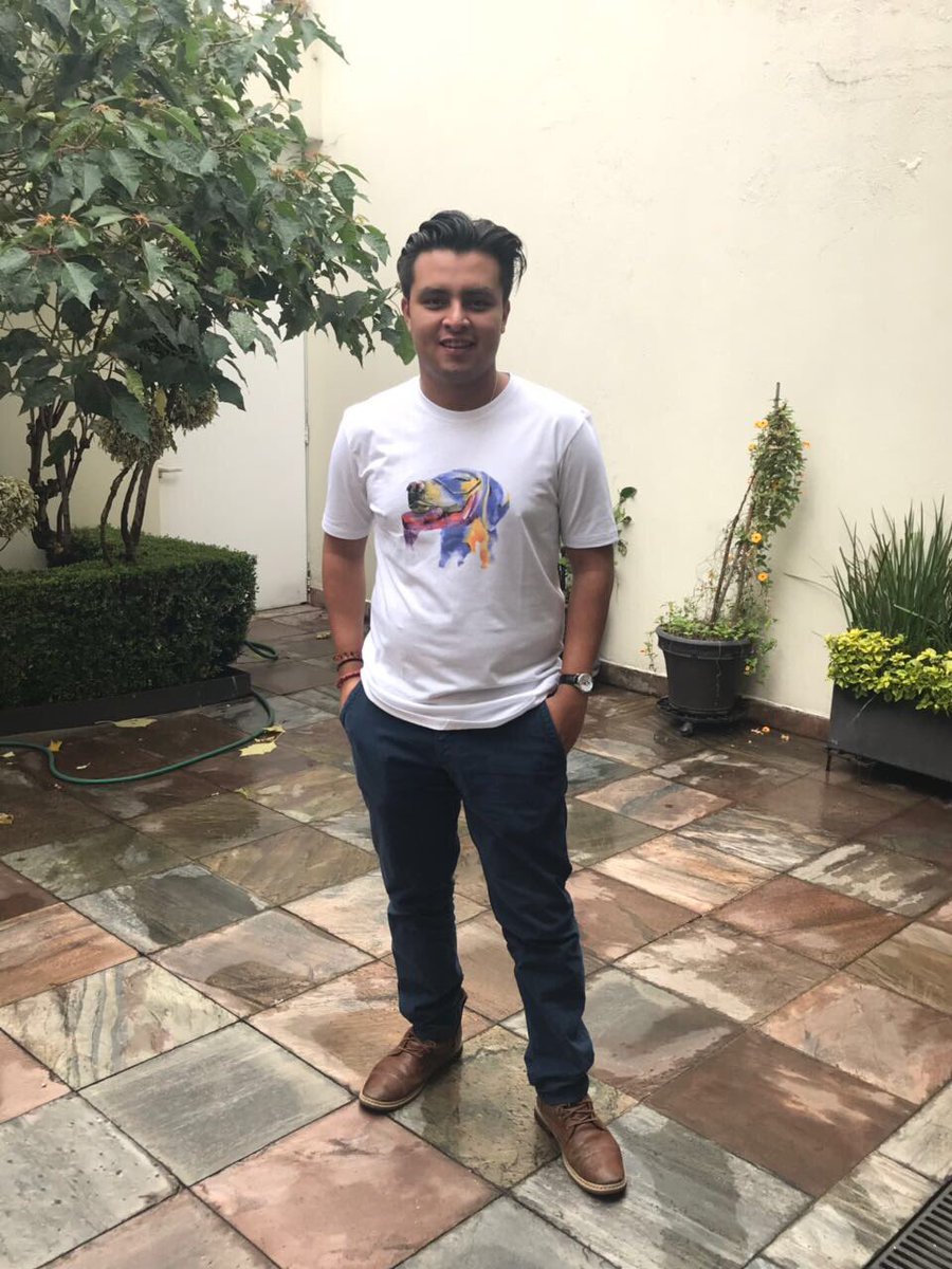 PintandoXMexico's tweet photo. Ya tenemos playeras! Donativo de Grupo Textil Certex
#PintandoXMexico 

Recuerden que estaremos en Parque México! Hoy hasta las 3:00 https://t.co/PGXuaQJk63