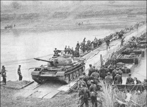 The PLA crossing over into Vietnam: 17 February 1979
