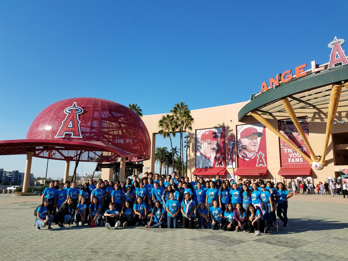 DuarteChoir's tweet photo. Last night we sang at Angel Stadium! It was amazing walking through the tunnel and singing with hundreds who love to sing just like us! https://t.co/2DpOoQtmrl
