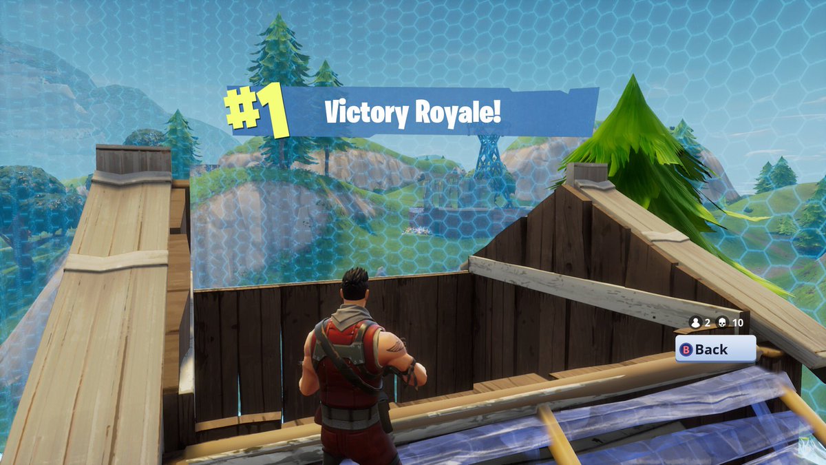 AntTheGamerYT's tweet photo. WINNER WINNER #FortniteBattleRoyale https://t.co/8rjtBxXhNj