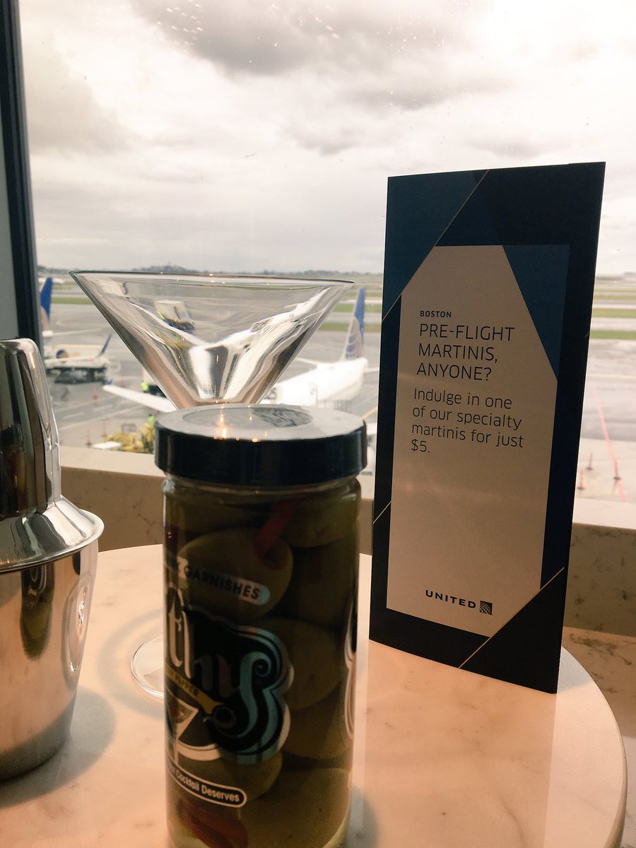 HillWilFly's tweet photo. 🙋🏻 yes please!! #unitedclub #BOS #shakenorstirred #beingunited https://t.co/aTQFE2fw4E