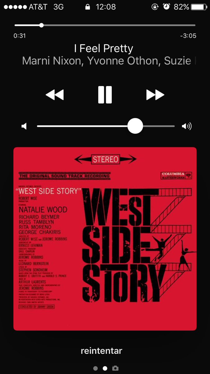 DianaIrlanda's tweet image. Saturday mood💃🏼 
#musicalnerd