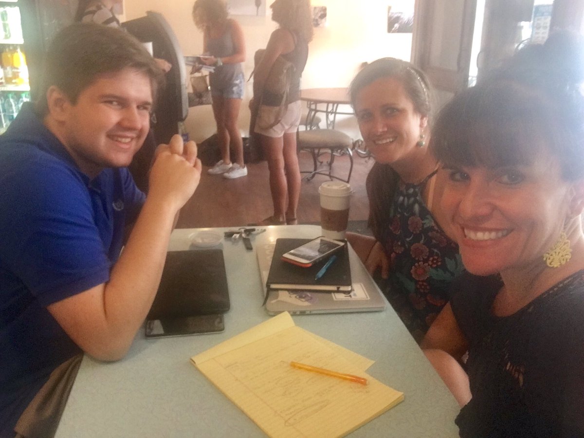 2pointdata's tweet image. Saturday scheming. #businessplan #growthideas #clientprojects #entrepreneurship w @suz_alto @sarahlovestech & "williamwithnoTwitter"