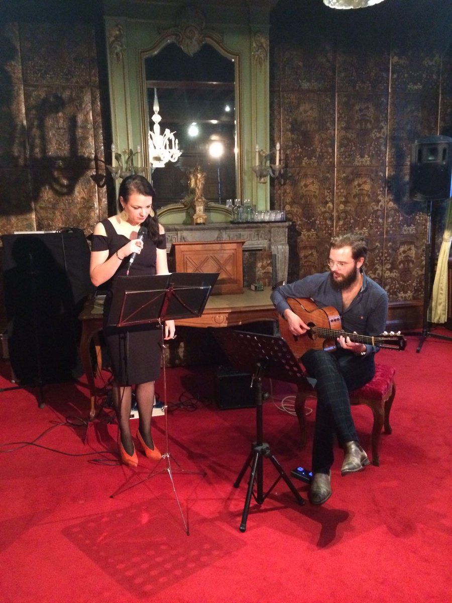 Aart Strootman &amp; Rianne Wilbers vanavond <a href="/Kunstnacht_DB/">Kunstnacht Den Bosch</a>, elk heel uur op 'n bijzondere plek: Stadhuis <a href="/shertogenbosch/">'s-Hertogenbosch</a>! #bevreemdend #minimal