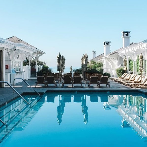 ShuttersCA's tweet photo. Pool vibes. 📸: @chartno3. #OneBeachTwoWays https://t.co/mizbXPvXPi