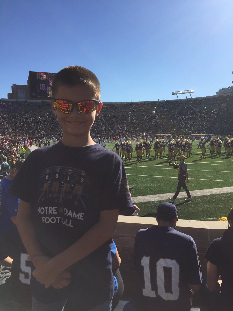 lthomps1's tweet photo. #GoIrish https://t.co/im1OODz74j