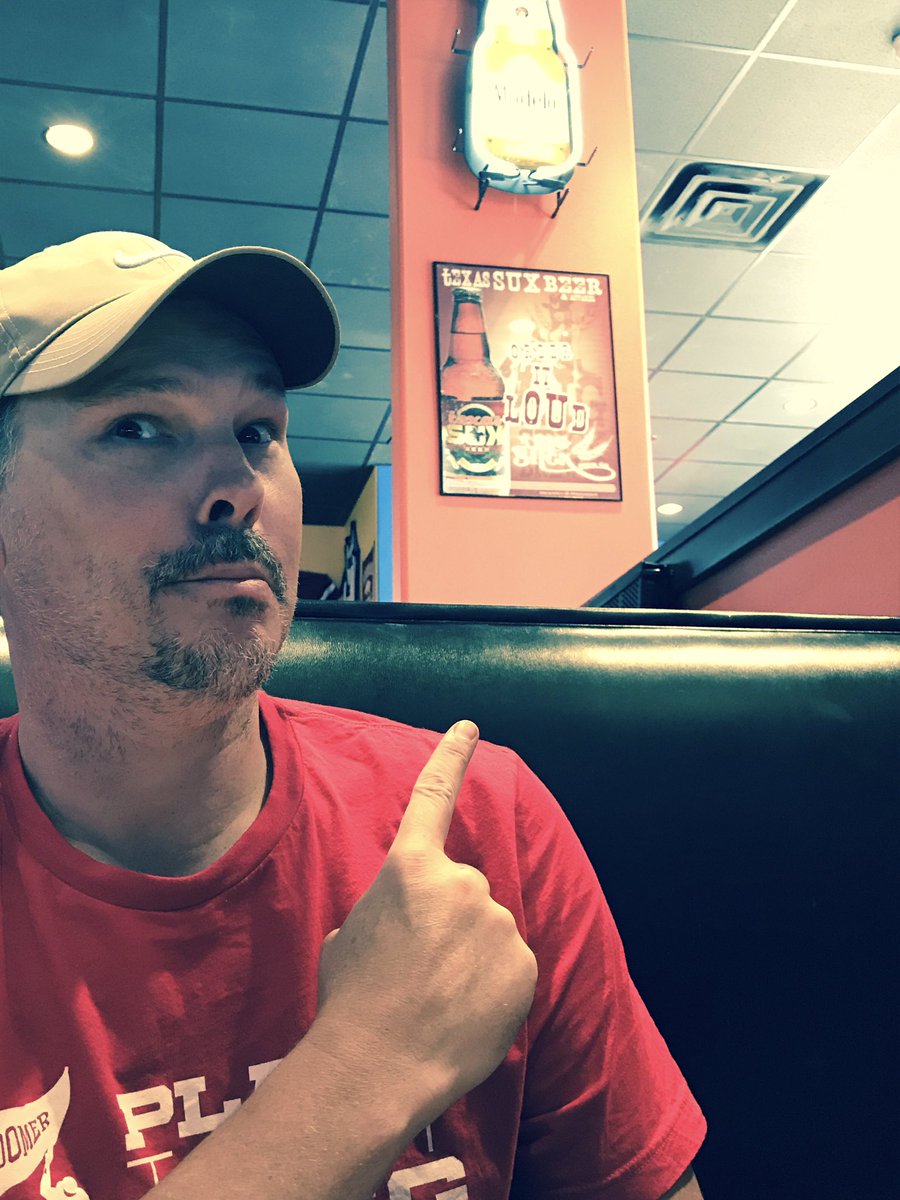 Stopped in for some enchiladas @ Jose's Bar and Grill in Springdale, AR and noticed this bad boy. The legend lives on.