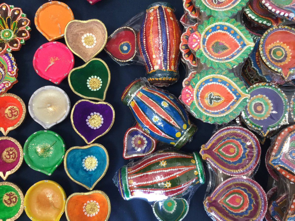 miriam_storey's tweet photo. Had a wonderful time at Taste of India today, so much to see and do, well done on a great event! @cultural_ideas @prag_artiday https://t.co/l2SKevP9o7