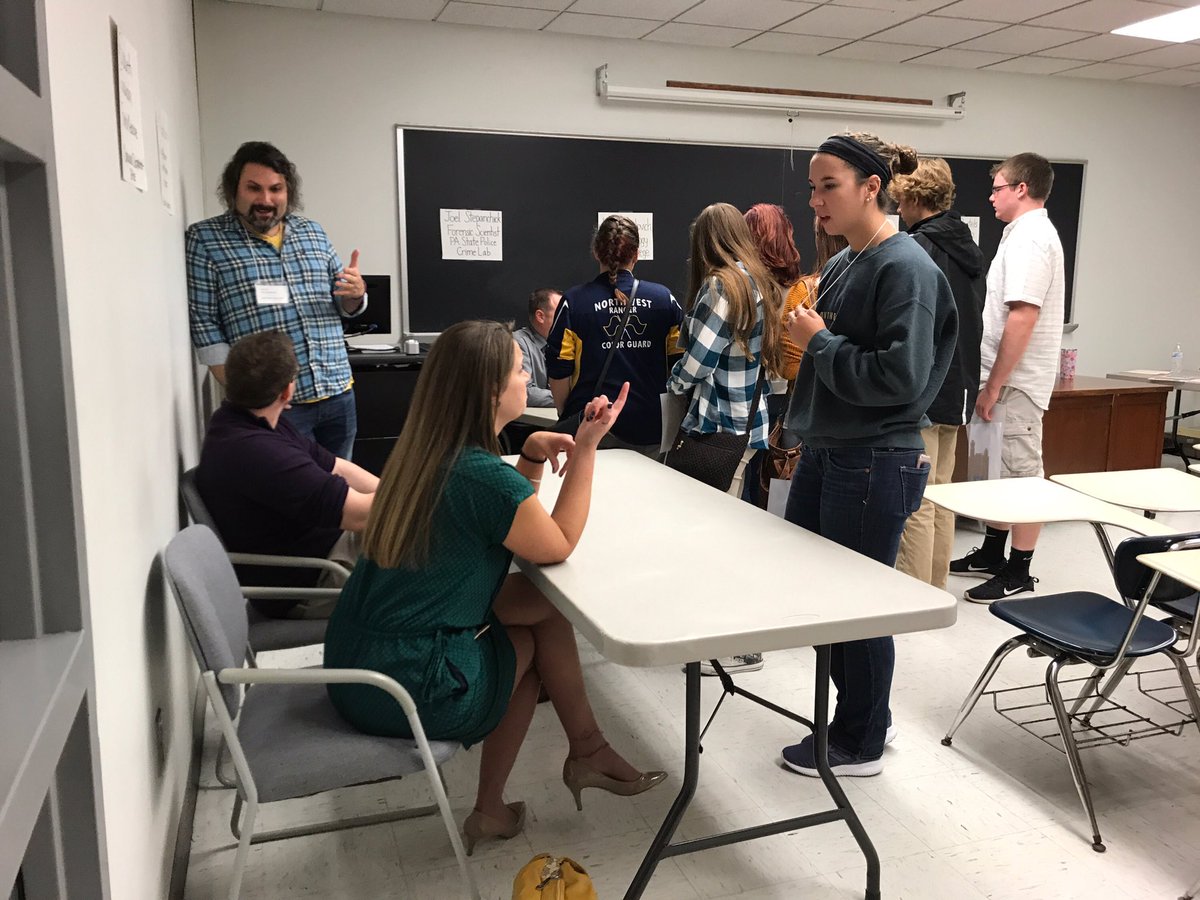 MisericordiaU's tweet photo. MT @MisericordiaUAD: @MisericordiaU #Biology Day welcomed students from #Dallas #OldForge #Lehman and more! #visitMU https://t.co/xhYTNY4kNl