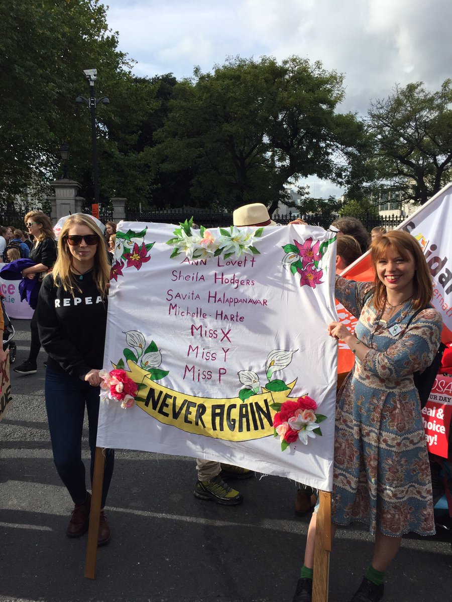 ivanabacik's tweet photo. Some of the best banners &amp; posters from today's #ARCMarch17 @repealeight - what a turnout! @merrimerci @Glinner https://t.co/HtSmo3ldo3