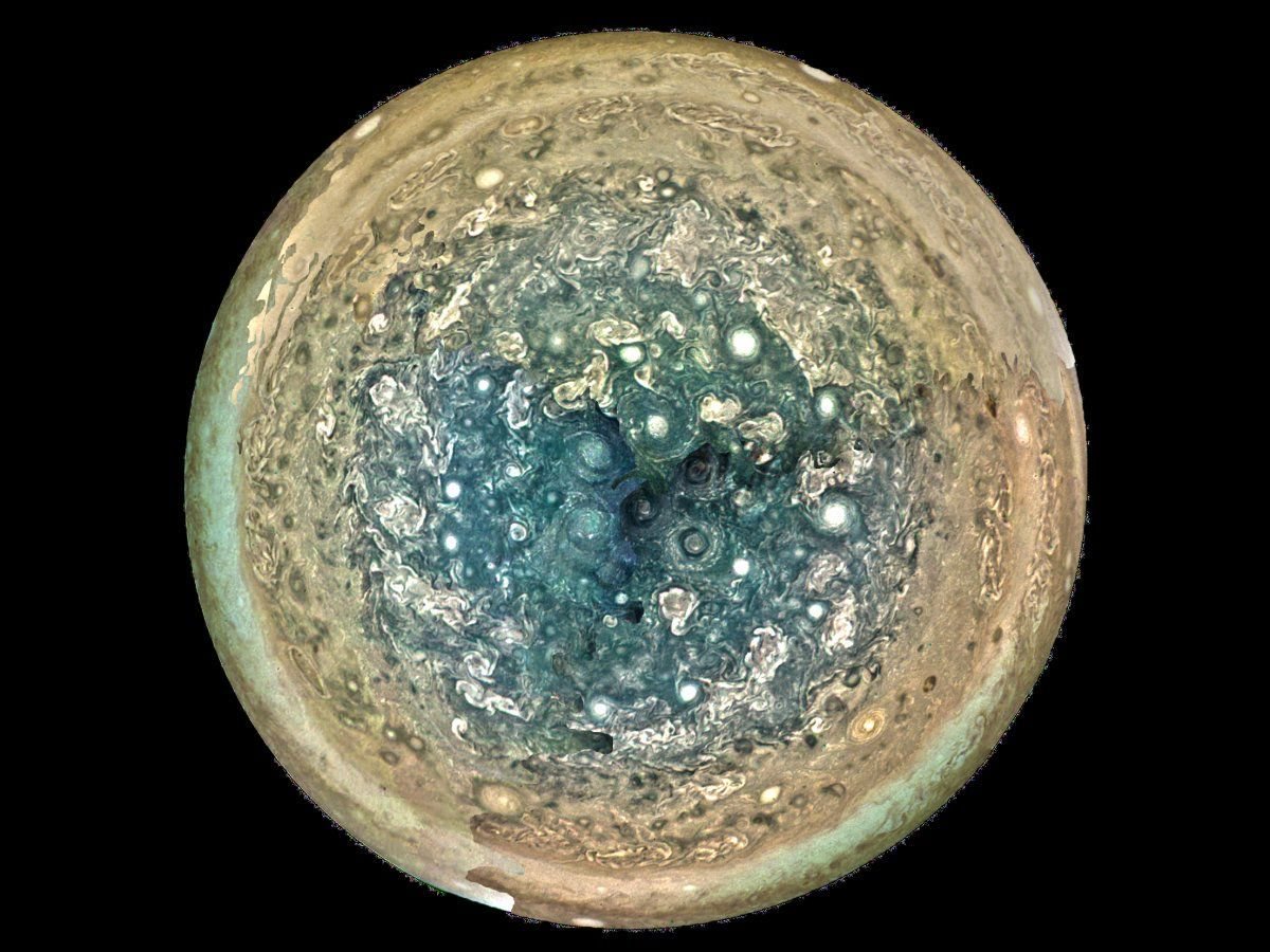 dale_the_cooper's tweet image. #NASA's $1 billion Jupiter probe just sent back breathtaking new images of the gas giant... pquent.in/2oALTSk by #softwaregeek